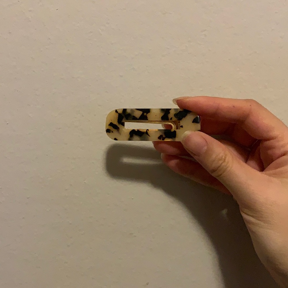 Tortoise Shell Hair Clip